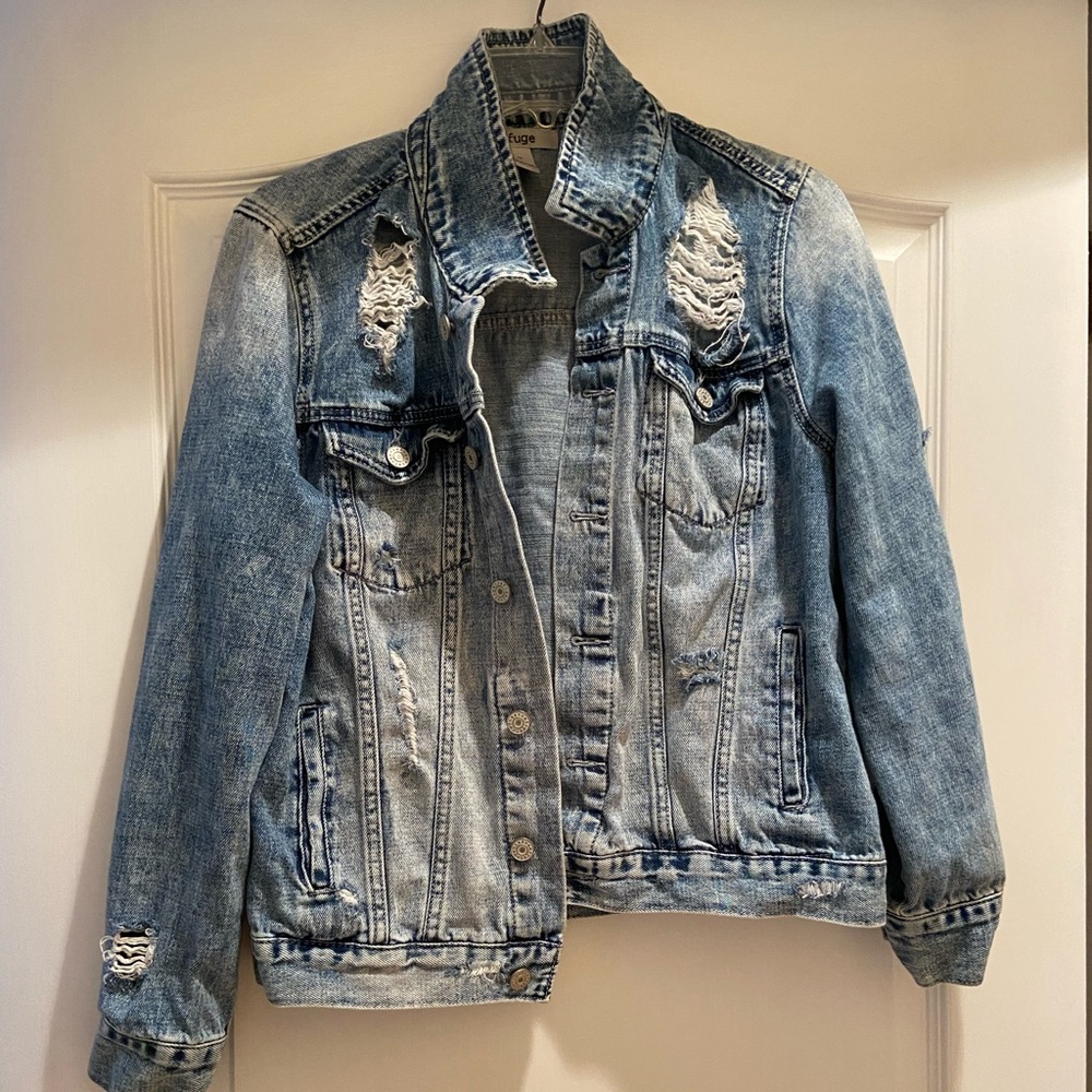 Light to Dark Wash Jean Jacket